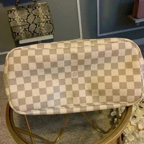 Louis Vuitton Damier Azur Rose Ballerine Neverfull MM Tote Bag - Picture 13 of 16